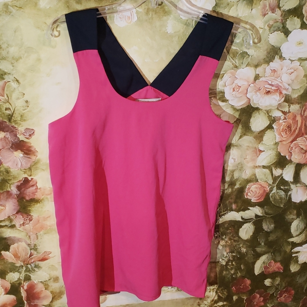 2/$5 Banana Republic Sz S top
